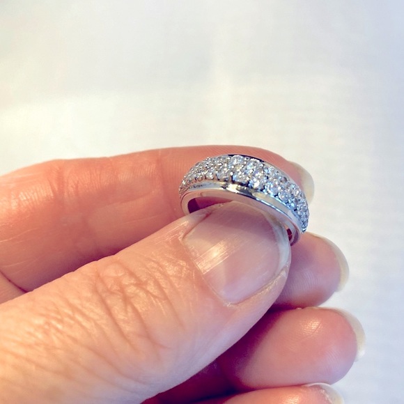 Silver 925 CZ wedding band ring - Picture 5 of 9